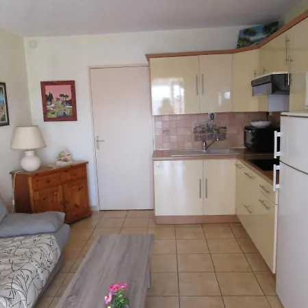 Logement Calme Proche Mer, 4 Personnes, St Aygulf