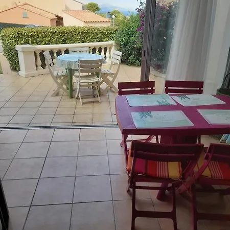 Apartman Logement Calme Proche Mer, 4 Personnes, St Aygulf Fréjus