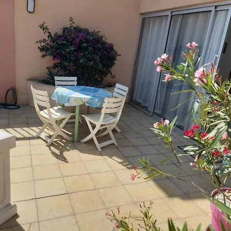 Logement Calme Proche Mer, 4 Personnes, St Aygulf